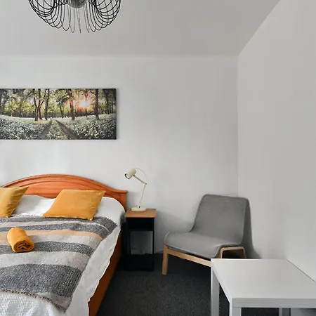 Cozy Next To Old Apartment Riga